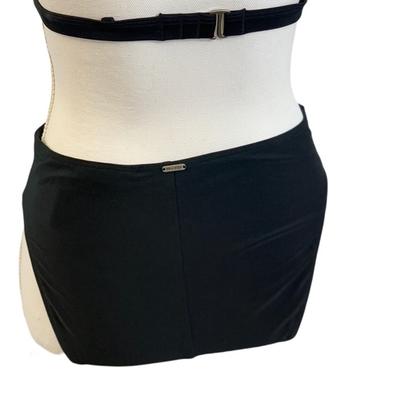 Ladies Hollister black 2 piece swim - Picture 3 of 12